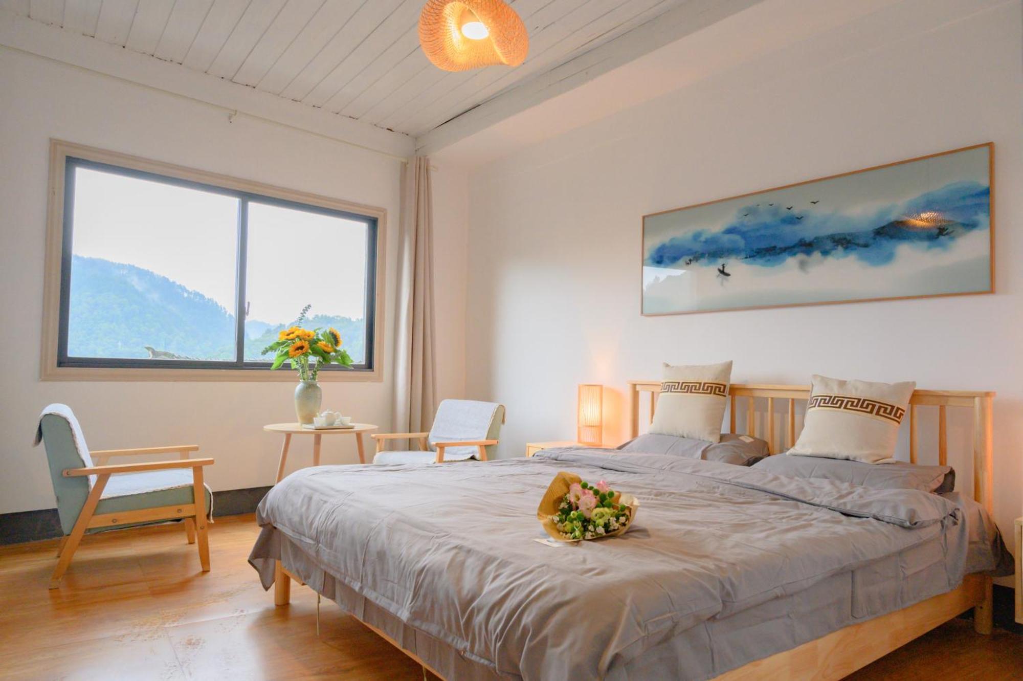 云起山居庭院观景民宿 Fenghuang Eksteriør billede